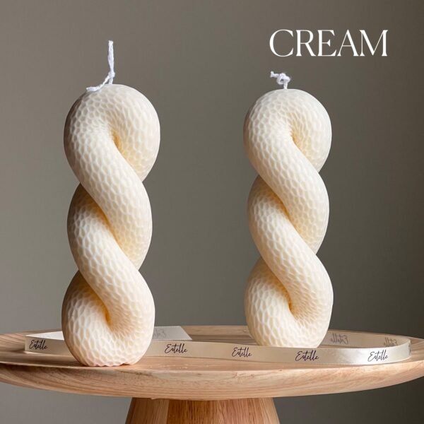 Tail Knot Pillar Candle
